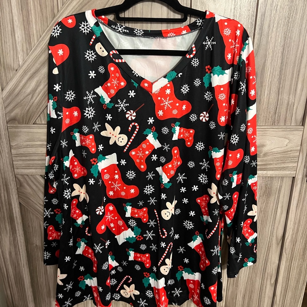 Christmas shirt - Perfect for Christmas party!  Swing style w/ cute stockings:)